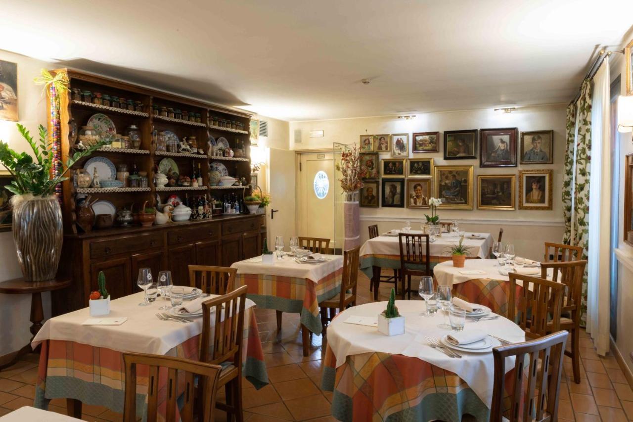 Hotel Locanda Al Sole Кастелло-ди-Годего Экстерьер фото